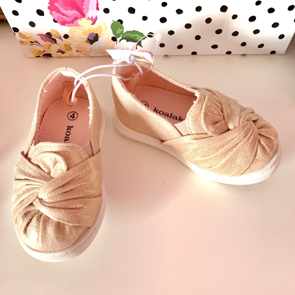 Gold shoes